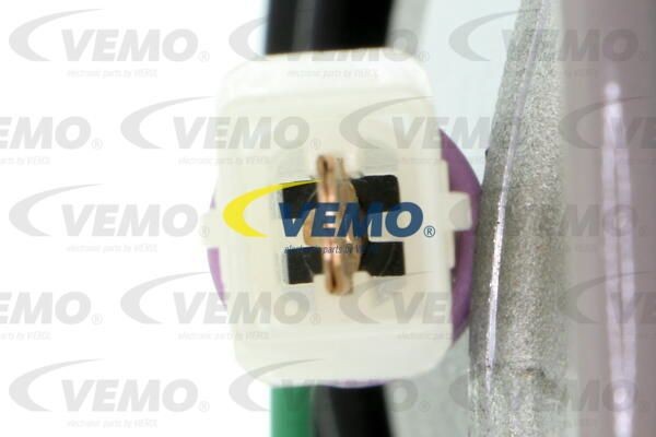 Компрессор, кондиционер V15-15-2010 VEMO