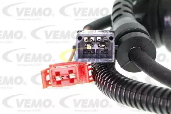 Датчик, частота вращения колеса V10-72-1027 VEMO