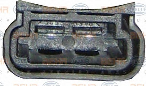 Электродвигатель, вентиляция салона 8EW 009 159-581 HELLA