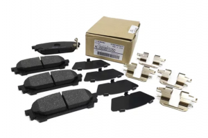 Комплект тормозных колодок, диско 26696-FE050 SUBARU
