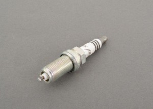 Свеча зажигания LFR7AIX NGK NTK