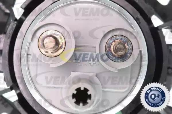 Топливный насос V20-09-0415 VEMO