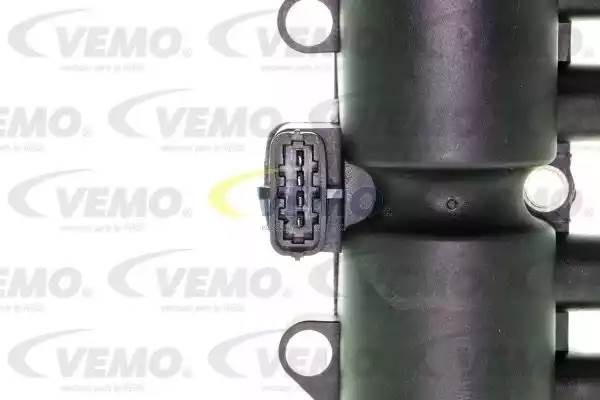 Катушка зажигания V40-70-0039 VEMO