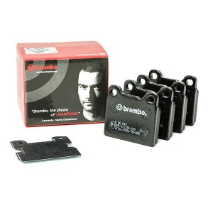 Комплект тормозных колодок, диско P86002 BREMBO