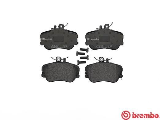 Комплект тормозных колодок, диско P06017 BREMBO