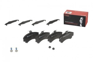 Комплект тормозных колодок, диско P54022 BREMBO