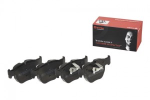 Комплект тормозных колодок, диско P44012 BREMBO