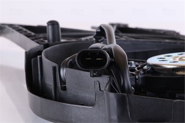 Вентилятор, конденсатор кондиционера 85204 NISSENS