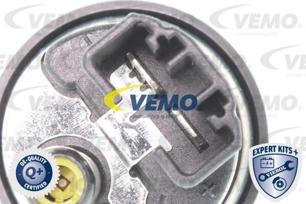 Топливный насос V10-09-0821 VEMO