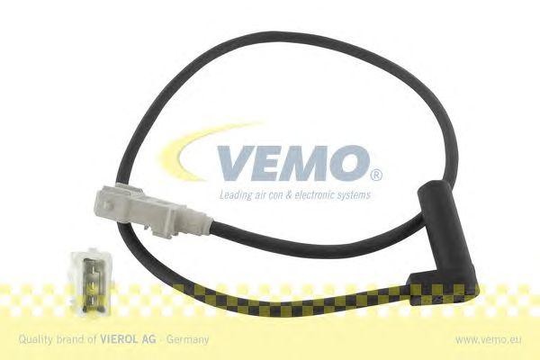 Датчик импульсов V22720017 VEMO